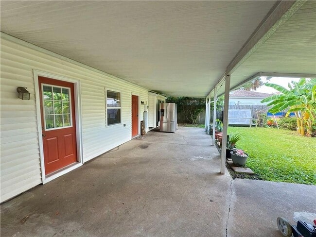 Building Photo - 316 Bienville Dr