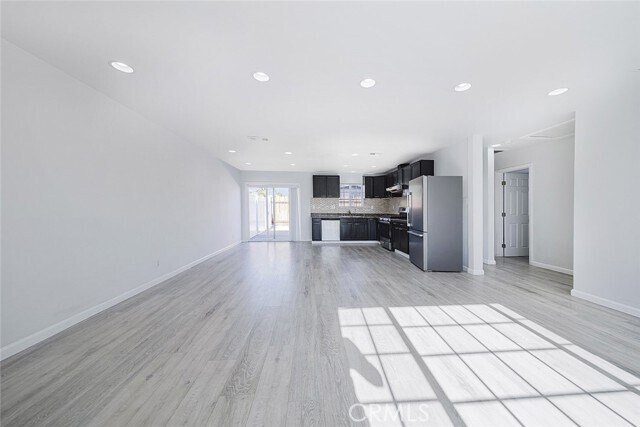 Building Photo - 10501 Cantara St