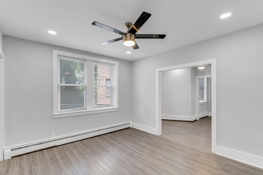 Building Photo - 615 Vernon Rd