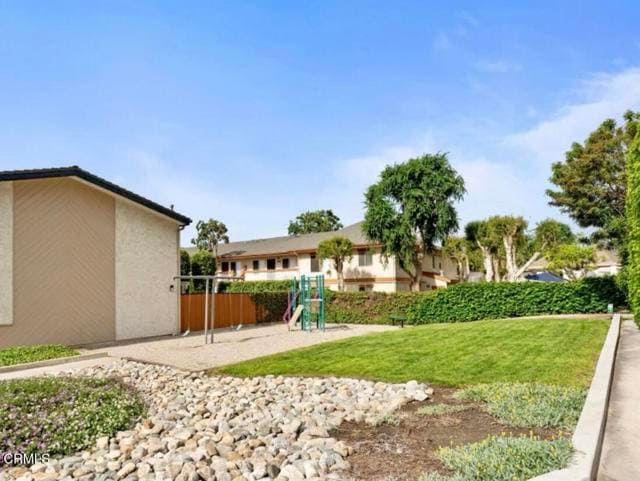 Building Photo - 1032 Royal Oaks Dr