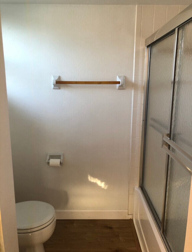 Building Photo - 19505 Quesada Ave