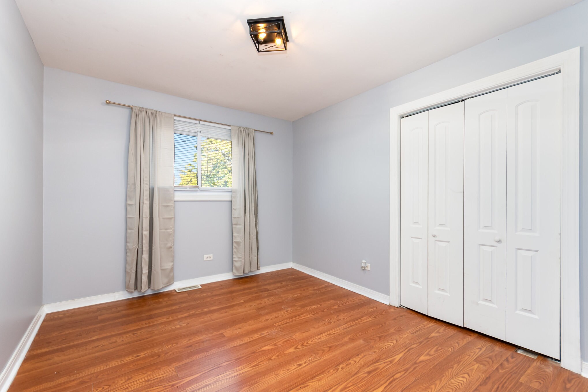 Building Photo - 544 Garfield Ave