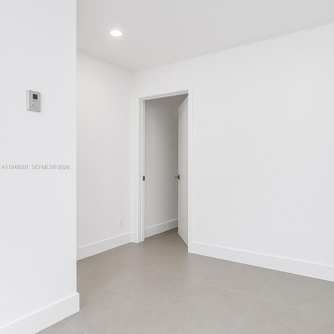 Building Photo - 2806 Taylor St