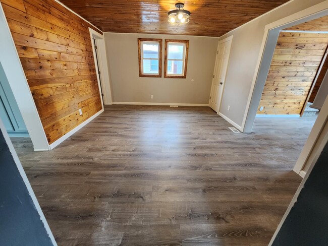 Dining Room - 212 McKinley Ave