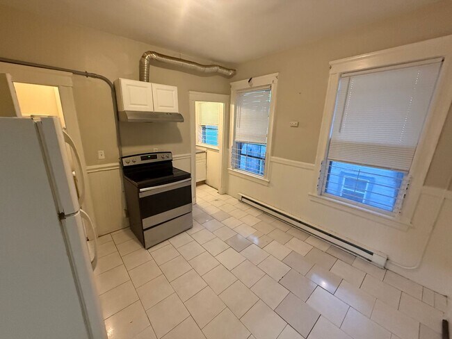 Building Photo - 139 Franklin St