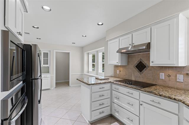 Building Photo - 1600 Fairwind Ct