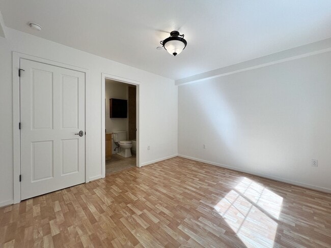 Building Photo - Napa Condo with Double Garage & Private Patios