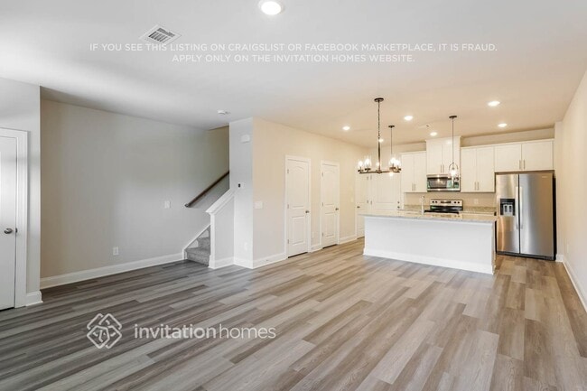 Building Photo - 141 Maybrook Dr