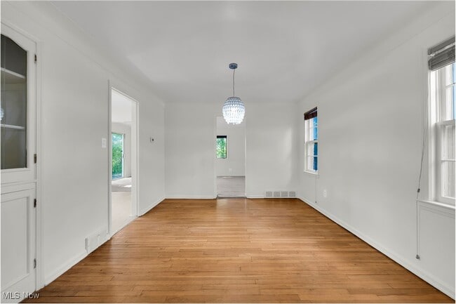 Building Photo - 1044 S Belvoir Blvd