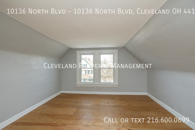 Building Photo - Newly Renovated Cleveland Duplex