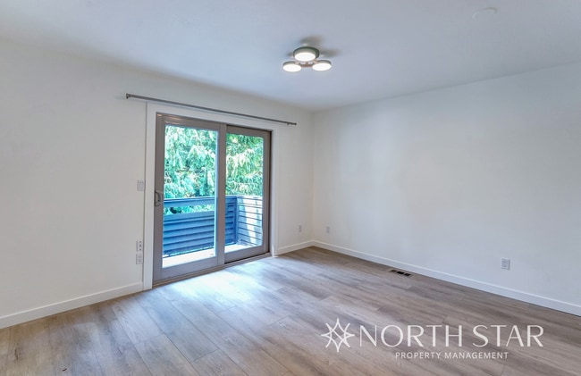 Building Photo - Total Remodel in Mt. Park near Westlake