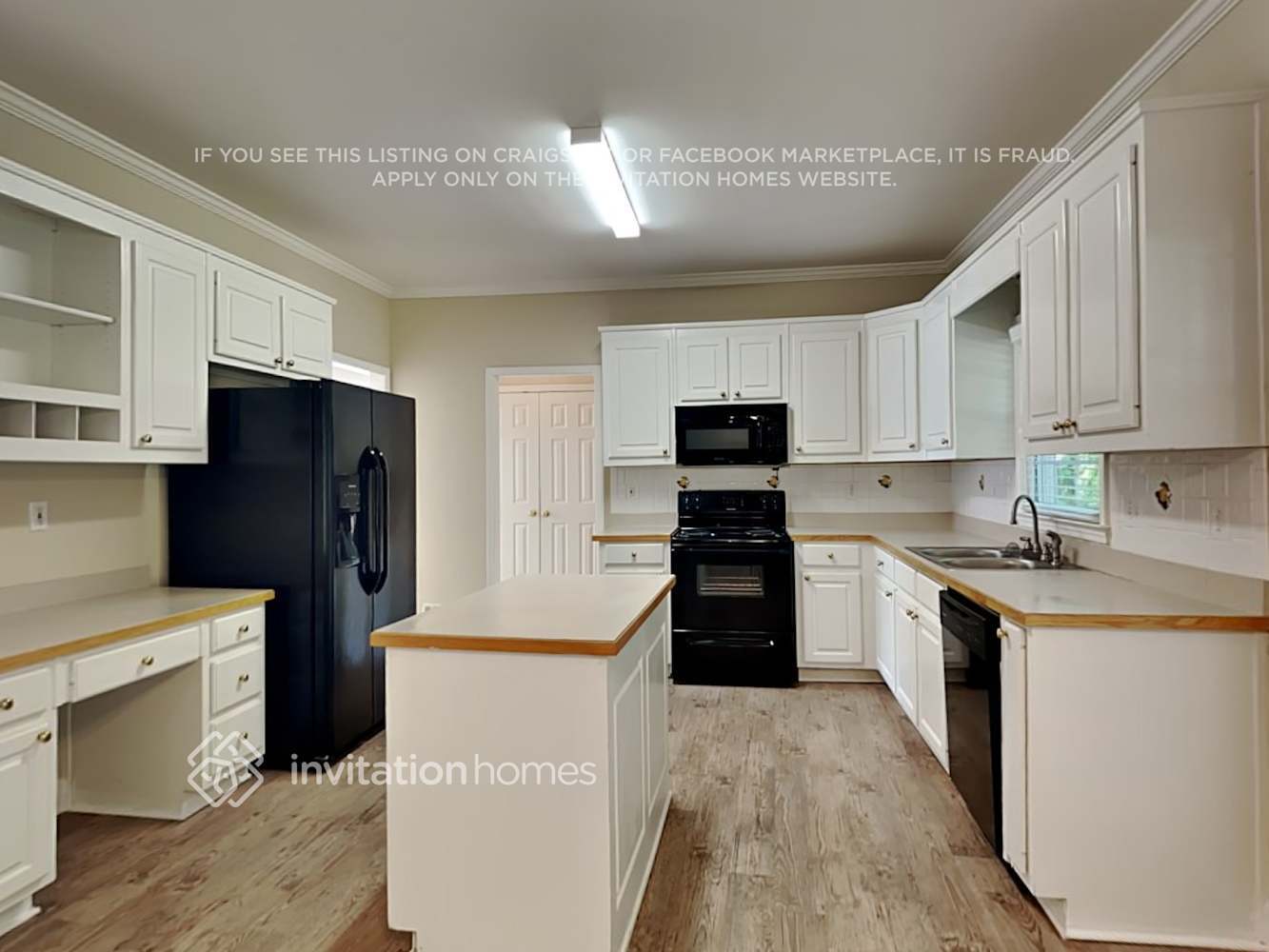 Building Photo - 975 Cedar Crest Ct SW