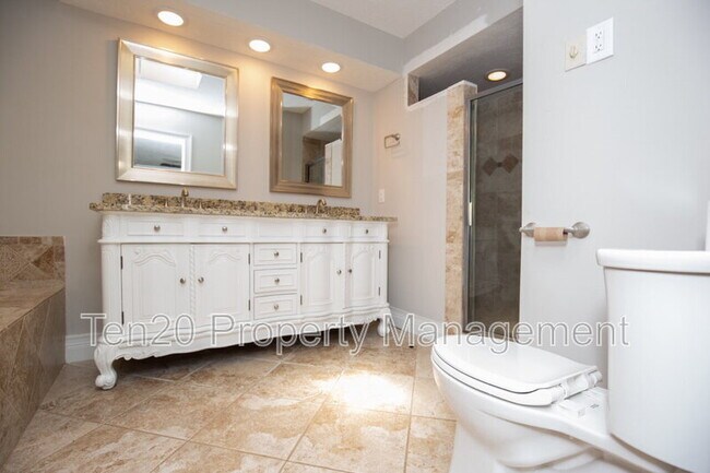 Building Photo - 6820 Panstone Dr