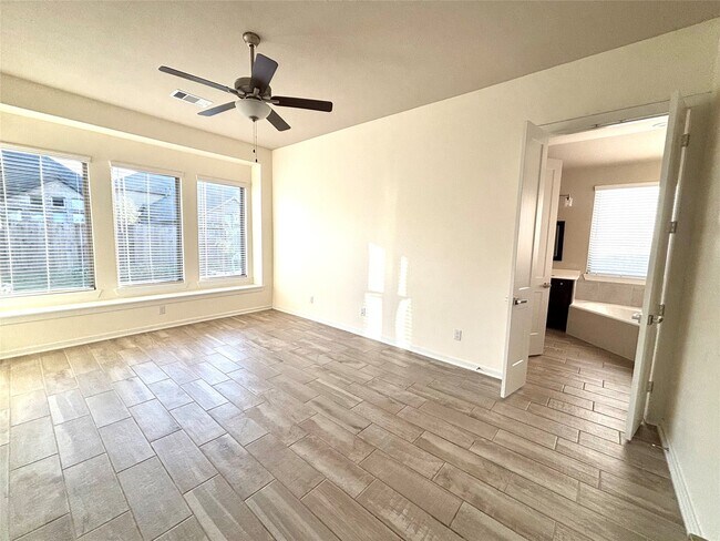 Building Photo - 5806 Pecos Ct