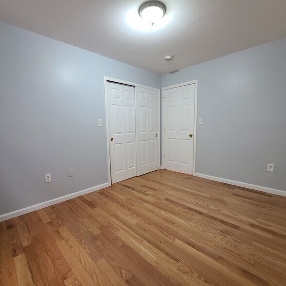 Building Photo - 5206 Cottage Ave