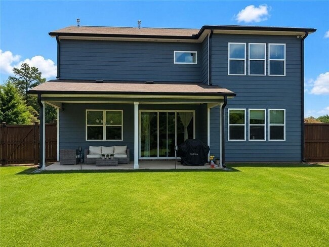 Building Photo - 580 Briard Dr