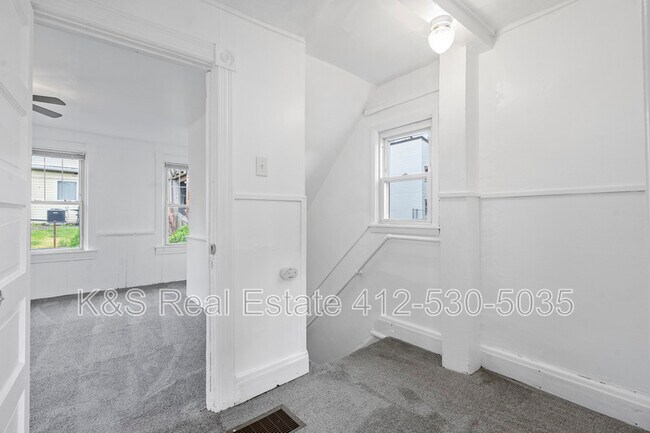 Building Photo - 2721 Berg St