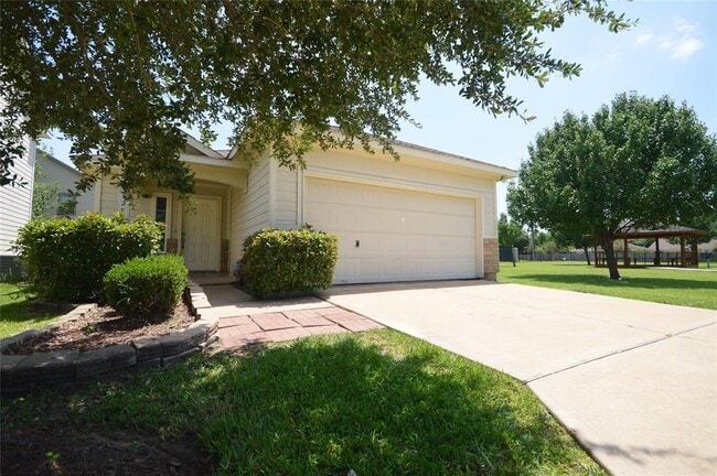 Building Photo - 15427 Lucky Star Dr