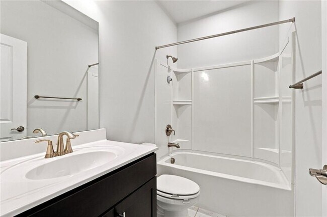 Building Photo - 406 Riverclub Rd