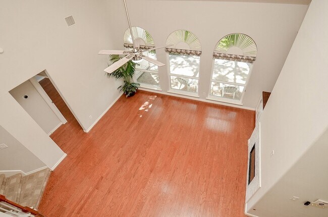 Building Photo - 406 Sterling Heights Ln
