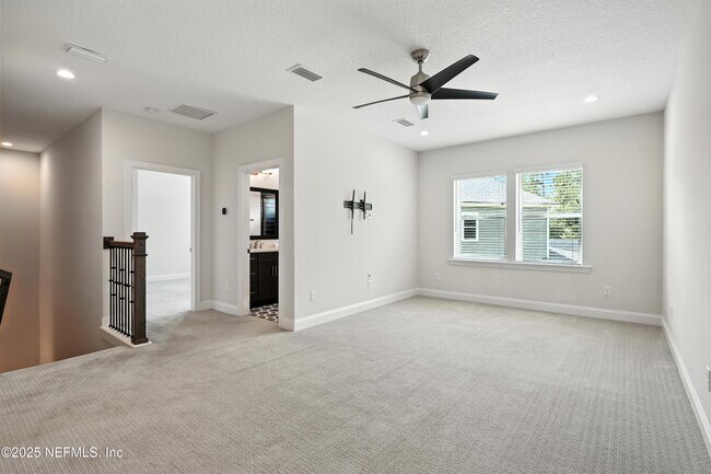 Building Photo - 480 Loosestrife Wy