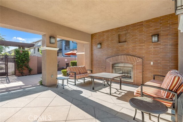 Building Photo - 12377 Hollyhock Dr