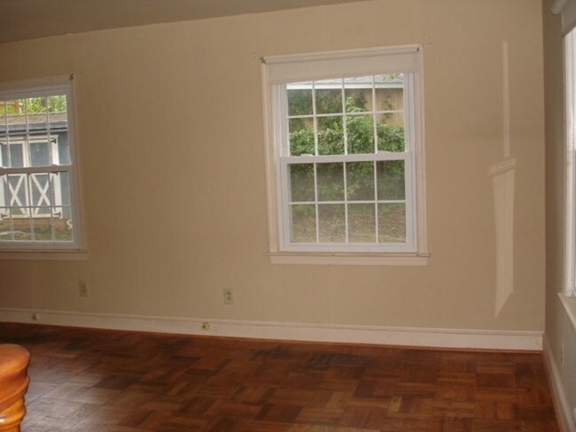 Building Photo - 1201 Edmonston Dr