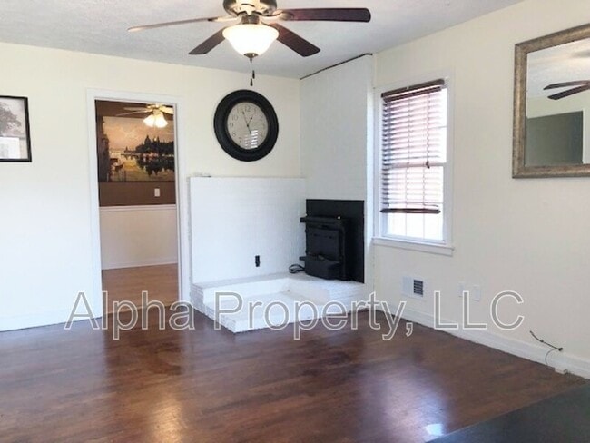 Building Photo - 7 Pembroke Ln