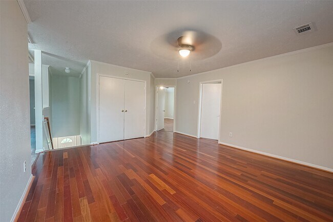 Building Photo - 17523 Coventry Oaks Dr