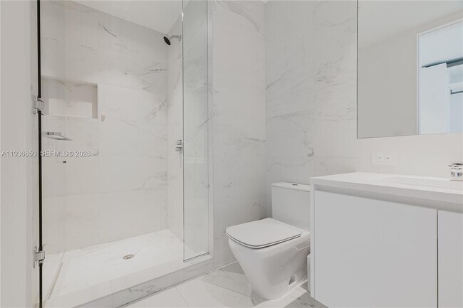 Building Photo - 1000 Biscayne Blvd