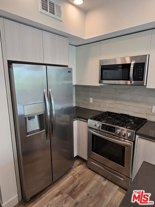 Building Photo - 740 Ridgeley Dr