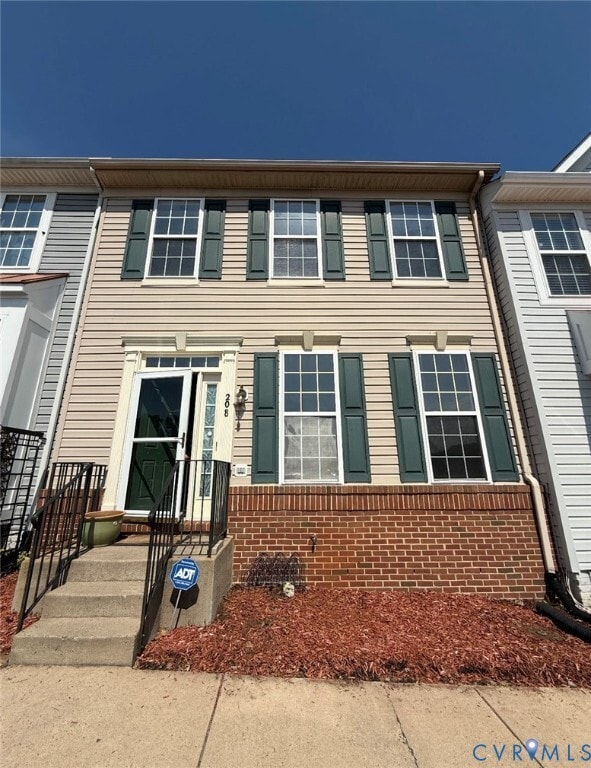 Primary Photo - 208 Terrace Dr