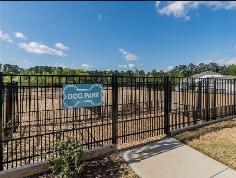 Building Photo - 1353 Fitchie Pl