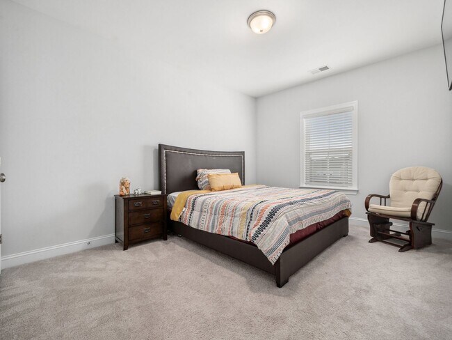 Building Photo - Longleaf Estates