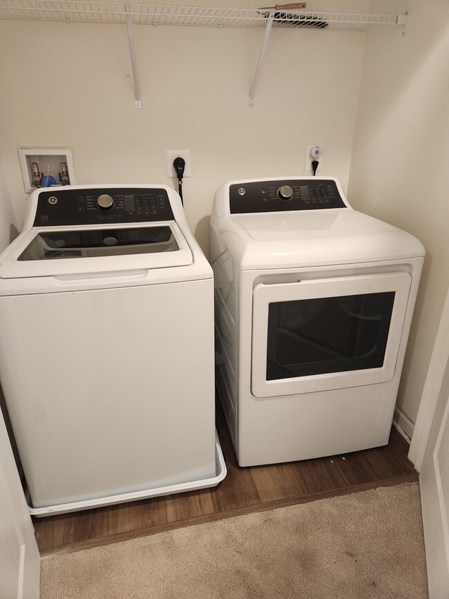 Building Photo - 24 Orch Grn Dr