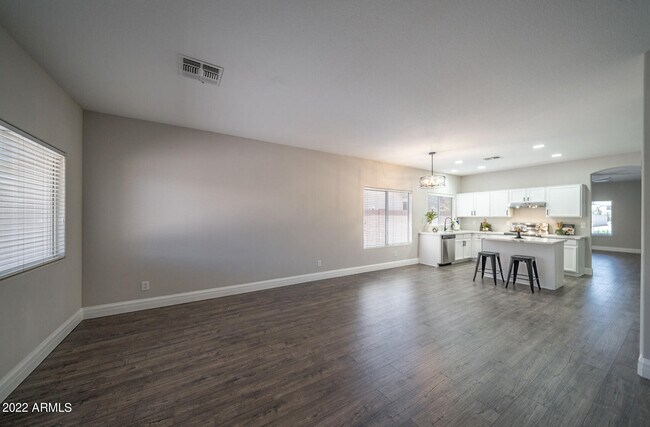 Building Photo - 3649 S Loback Ln