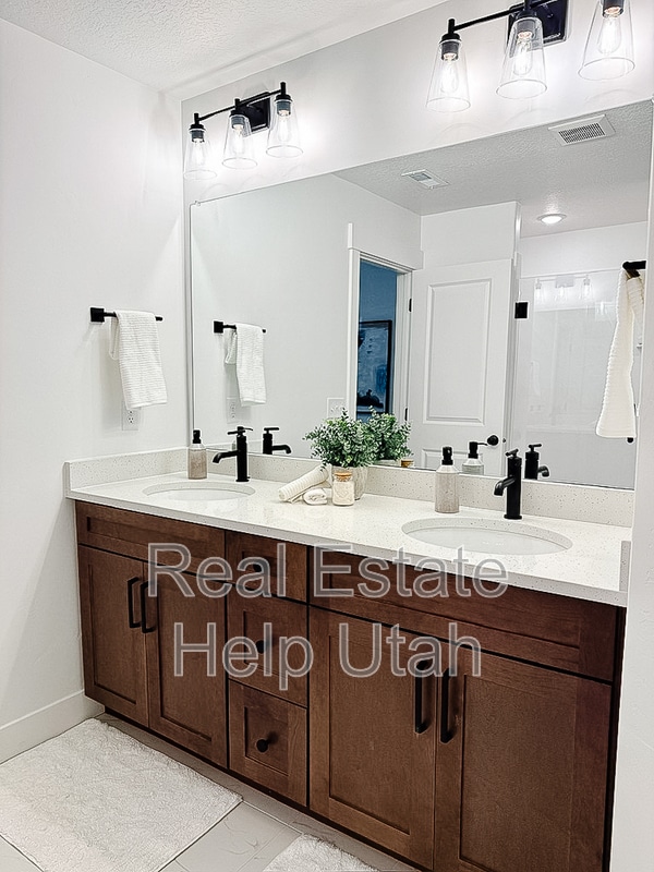 Building Photo - 4787 Heartwood Rd