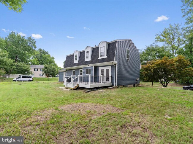 Building Photo - 1001 Archery Dr