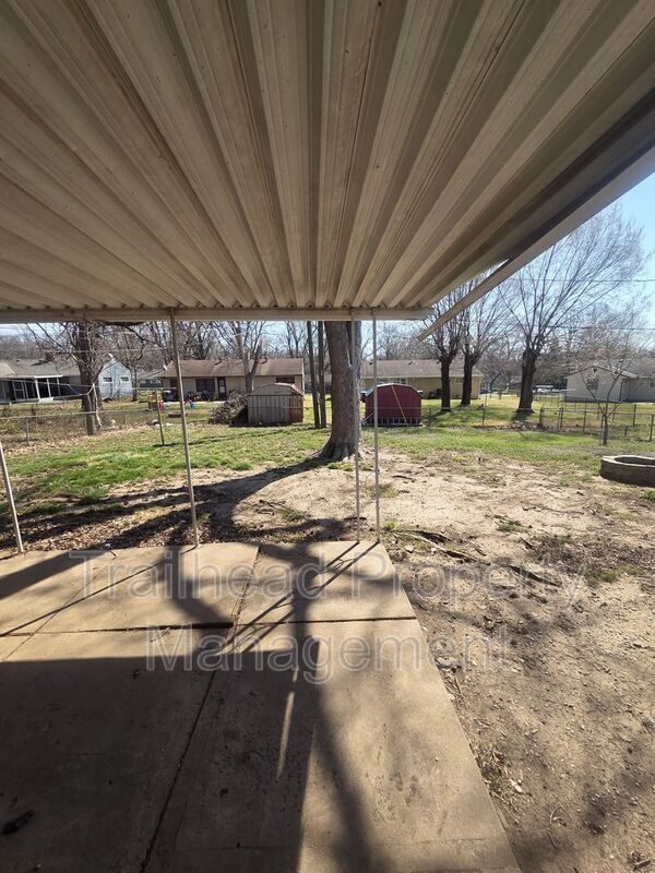 Building Photo - 11127 Blue Ridge Blvd