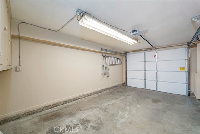 Building Photo - 226 Garnet Ave