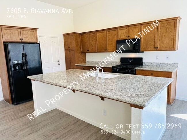 Building Photo - 7605 E Giavanna Ave