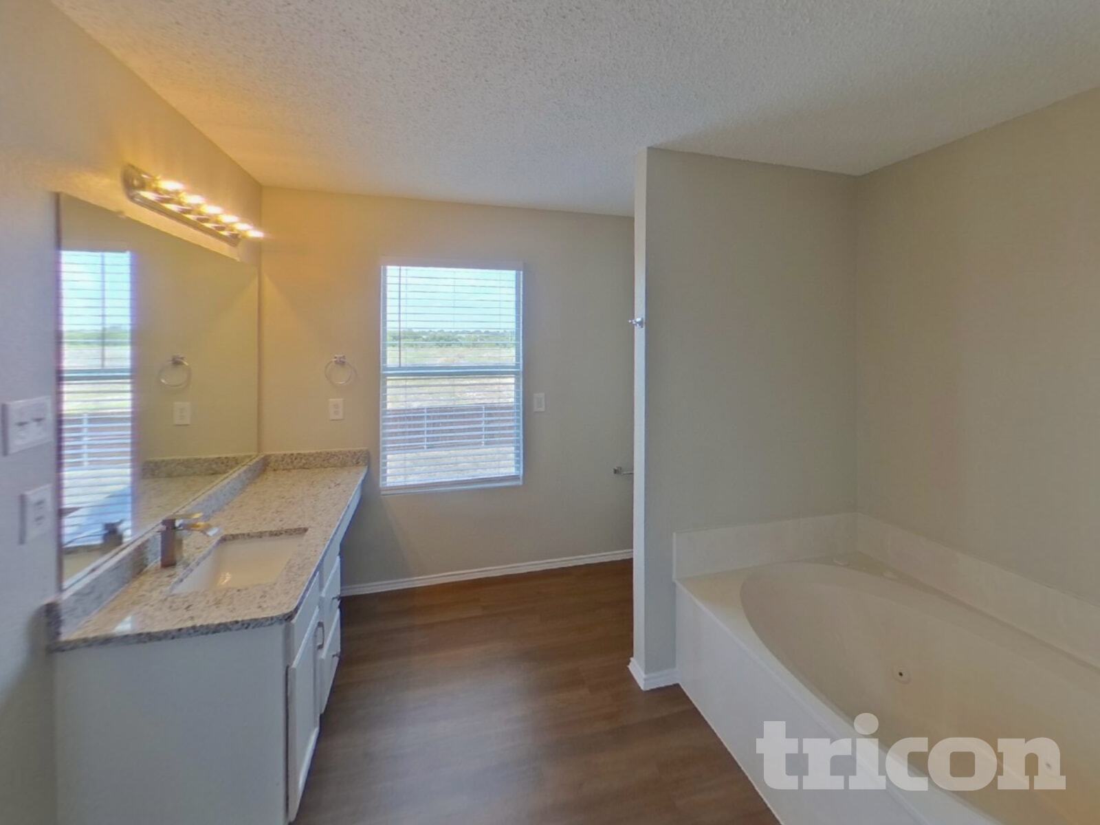 Building Photo - 8116 Cutter Hill Ave