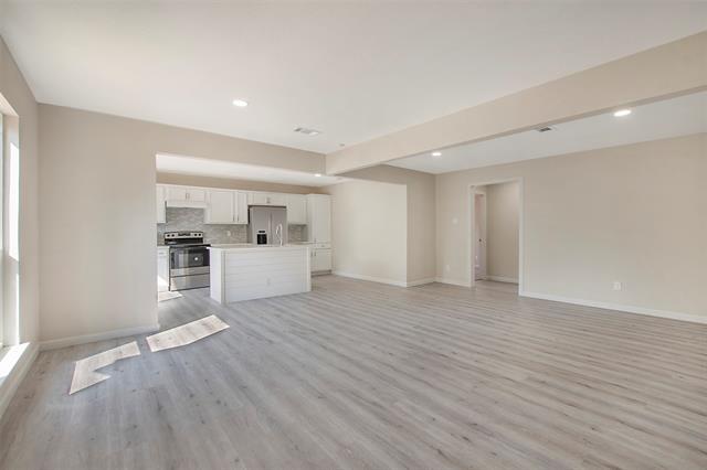 Building Photo - 2709 Kilburn Ave