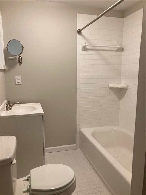 Building Photo - 49 Putnam Cir NE