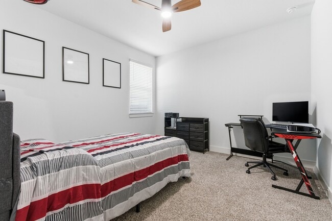 Building Photo - 13776 Rising Sun Ln