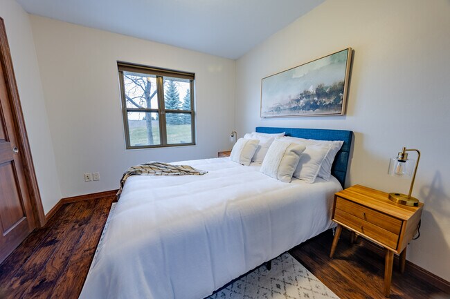 Building Photo - 3400 Riverstone Ct