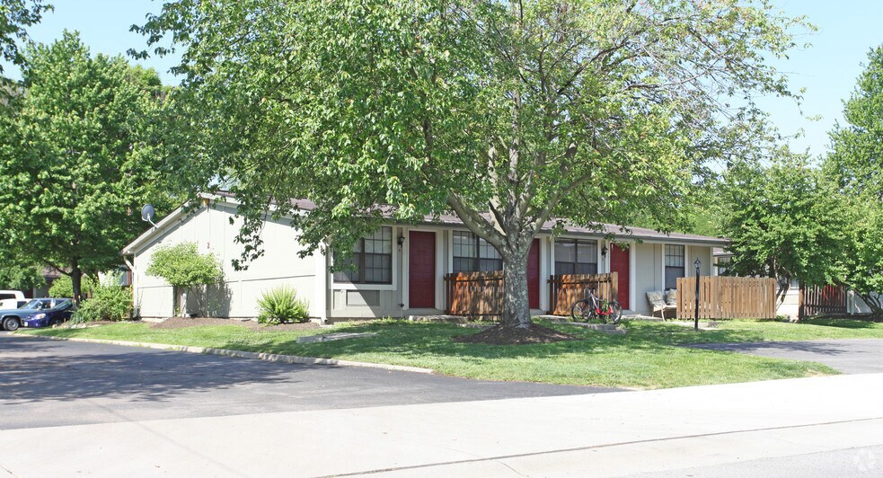 Primary Photo - Amelia Apartments