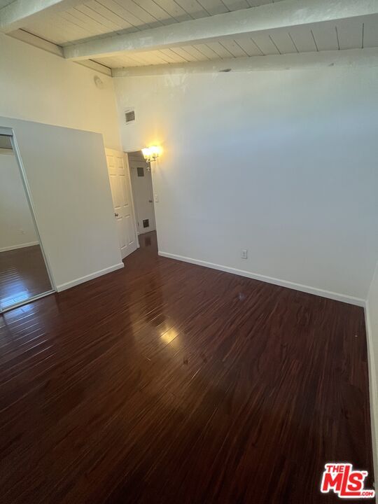 Building Photo - 8227 Lindley Ave