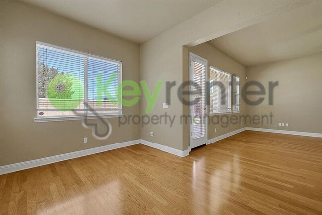 Building Photo - 9535 Setina Ln