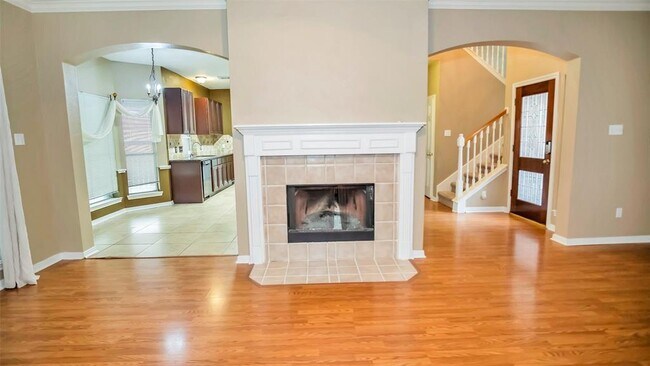 Building Photo - 2808 White Oak Ln
